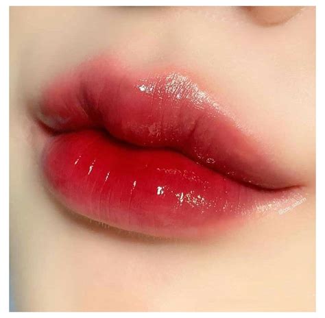 Glossy Lips Aesthetic, Pin on bocas - Aesthetic glossy lips clipart is a handpicked free hd png ...