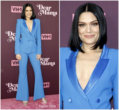 Jessie J In Vintage Halston At The 2014 MTV Video Music Awards