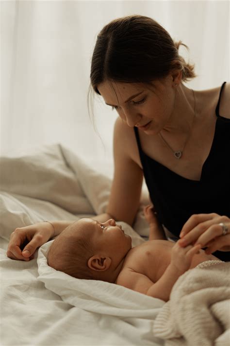 Мама и малыш | Мода для новорожденных, Фотографии новорожденных ...