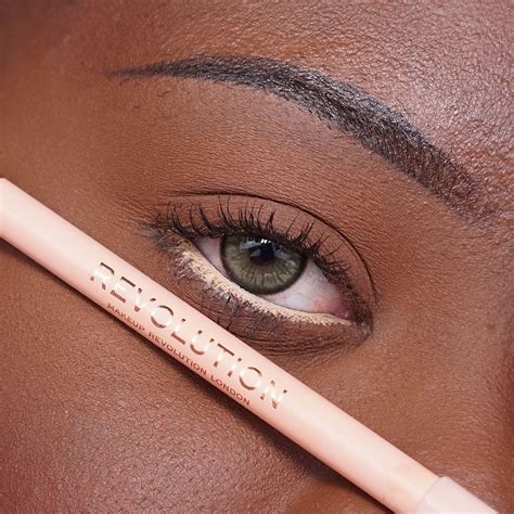 Streamline Waterline Eyeliner Pencil Nude – RevolutionBeauty Maroc