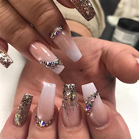 Pedreria Diseños De Uñas Acrilicas Elegantes
