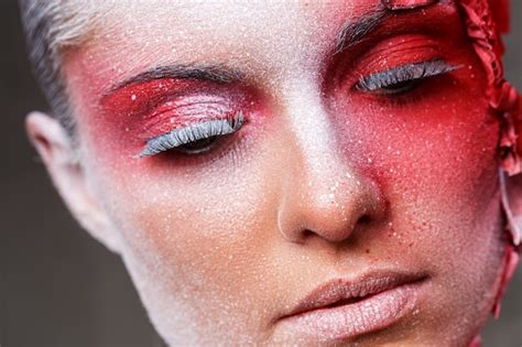 Free Photo | Beautiful, artistic makeup