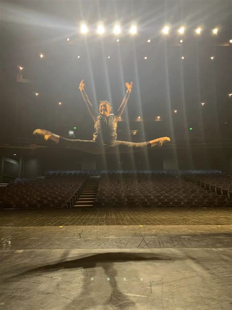 Of physical therapy, ballet sport science, K-pop, books and other joys