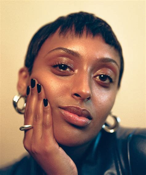 how to make my lips look fuller