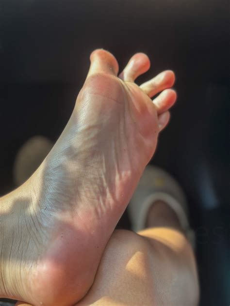 Dirty Sole High Arch Feet