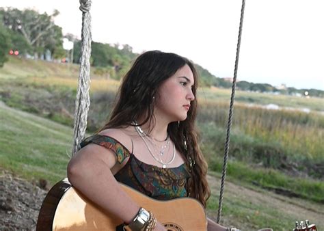 sophie rayne net worth