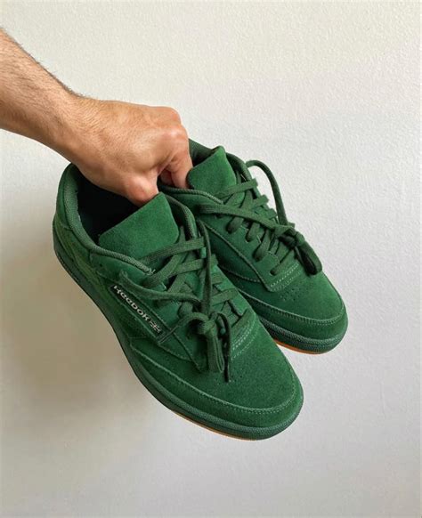Pin af gomezfifi på kicks | Sko, Tøj