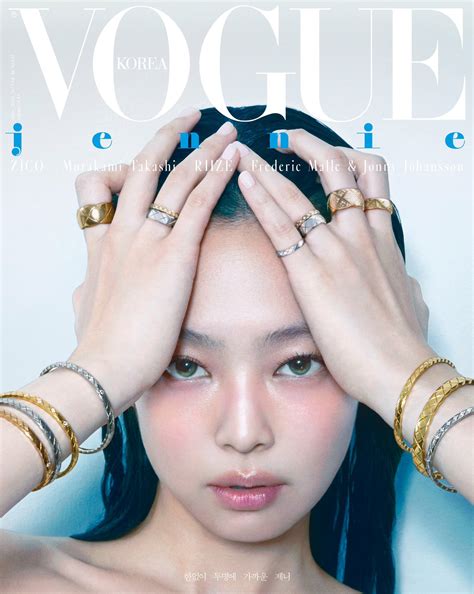 美翻~~登上韩国《VOGUE》5月号封面美图大赏！|VOGUE|韩国|Jennie_新浪新闻