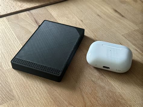 Light Phone III Dummy Unit by Simon Erlic | Download free STL model