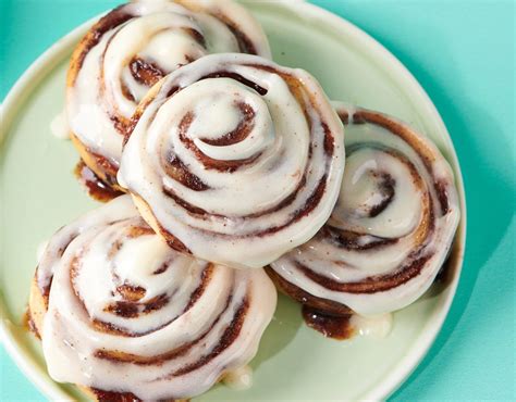 Cinnabon in Manchester, NH