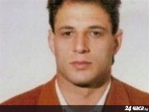 Осама бен Ладен поръчва Пешо Патерицата