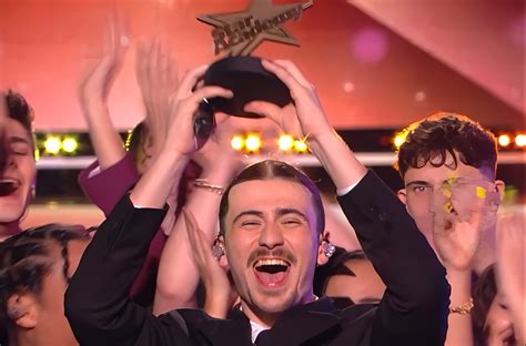 star academy pierre garnier remporte la saison   star  born