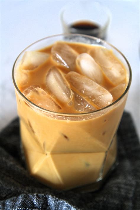 Emma Chamberlain Cold Brew Iced Coffee Recipe - The Tasty Bite
