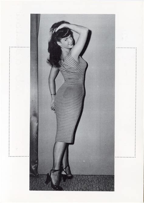 Lot - Vintage Pin Up Postcard Model BETTIE PAGE