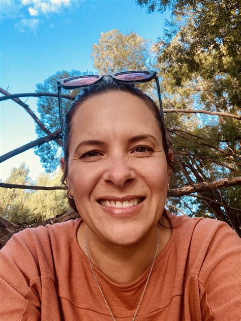 Deb Phillips, Counsellor – In-person Therapy – Online Therapy – Courses