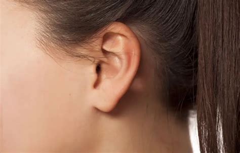 Tumor behind the ears: symptoms, causes, treatment | Health 2025