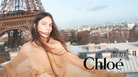 Jerry Hall, Jessica Miller and More Front Chloé, Gucci Sets a Date