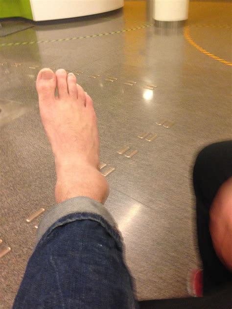 Twisting my ankle : r/HadToHurt