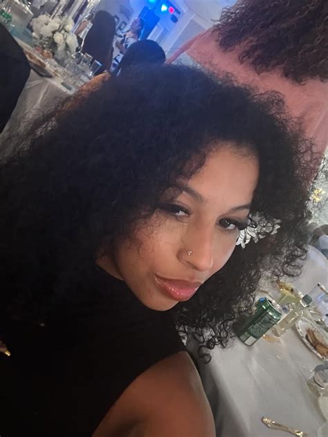 Emmmyxo spam account (@official.emmmyxo) • Threads, Say more