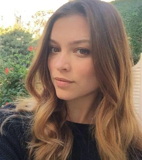 sophie cookson celeb hottie picture