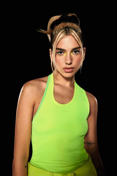 [200+] Dua Lipa Pictures | Wallpapers.com