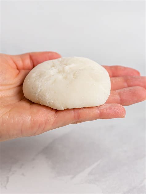 Peanut Butter Mochi (with sugar-free option) | Foodaciously