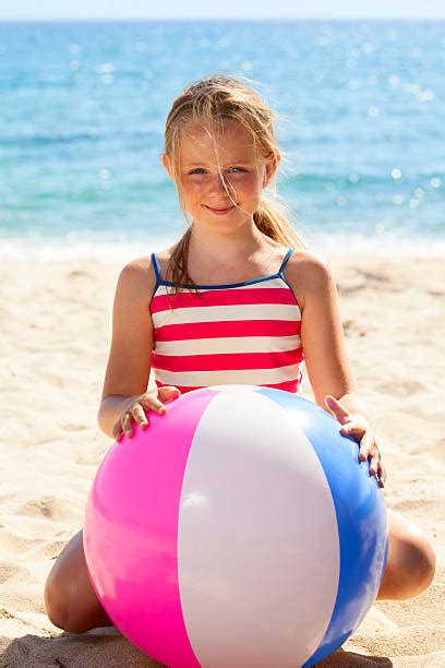 760+ Cute Teen Girl Have Sunbathing On The Beach Stock Photos, Pictures