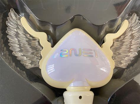 2NE1 Lightstick, Hobbies & Toys, Memorabilia & Collectibles, K-Wave on ...