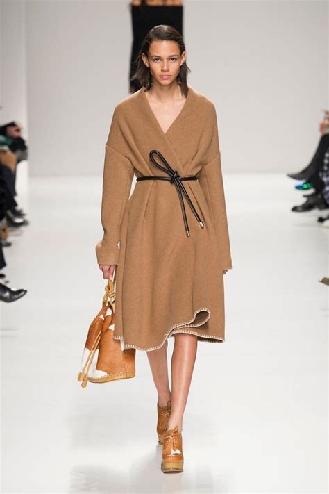 Sportmax at Milan Fashion Week Fall 2015 | Fashion, Fashion week, Sportmax