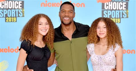 Michael Strahan's daughter in extreme pain during chemotherapy for ...