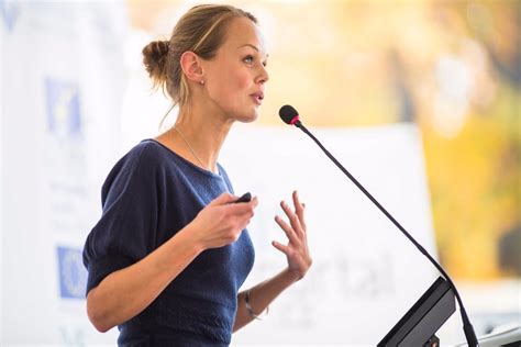 10 Strategies to Prepare for Speaking Engagements | Entrepreneur