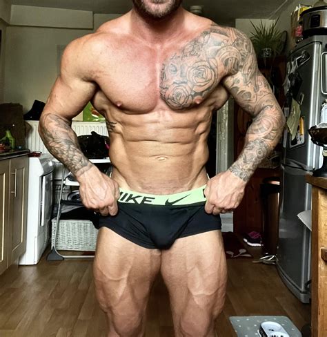 Walking into your kitchen like : r/ClothedMuscle