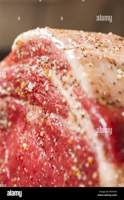 beautiful cut of prime rib beef roast Stock Photo - Alamy