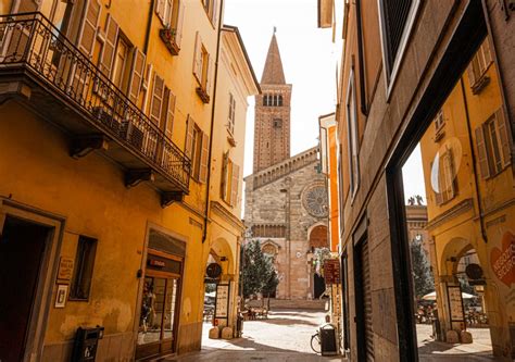 10 Best Things to Do in Piacenza Italy - Piacenza Travel Guide - SGW