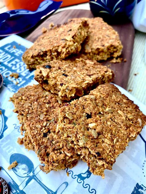 simple banana flapjack recipe uk 10