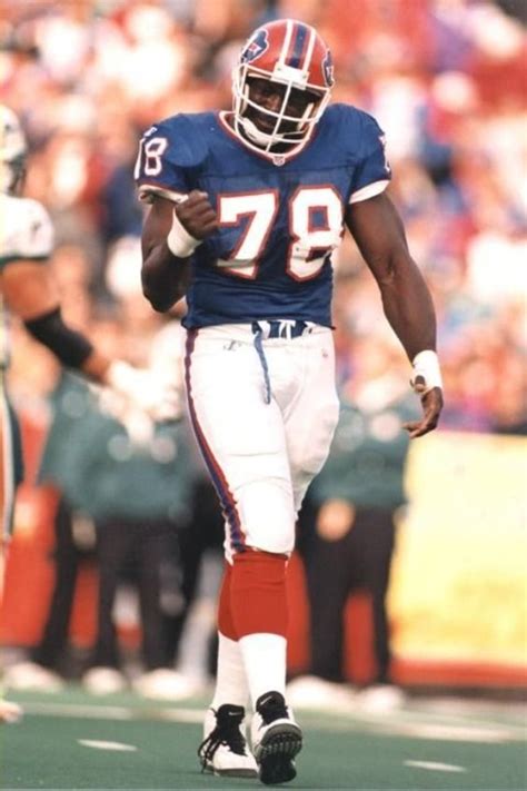 bruce smith devonta smith eagles bruce smith buffalo bills bruce