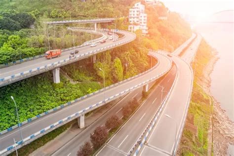 sederet jalan tol  dibangun  anggaran fantastis intip