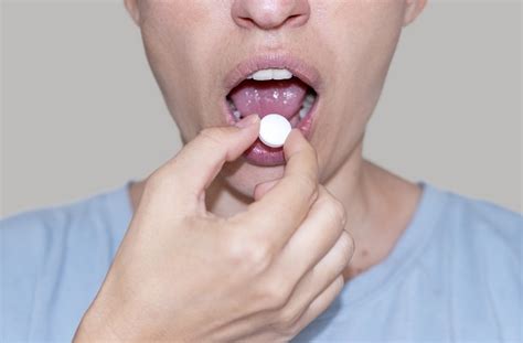 Benzydamine - Manfaat, dosis dan efek samping - Alodokter