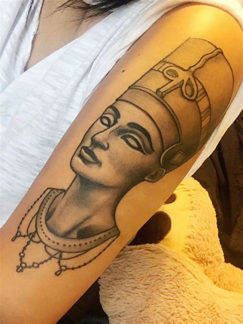 tattoo of nefertiti 3