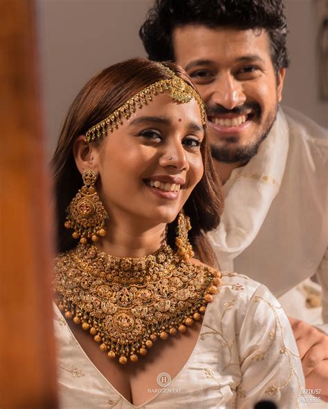 Harit Zaveri Jewellers | #Ladkiwale - Bridal Heritage ‘24 As she gets