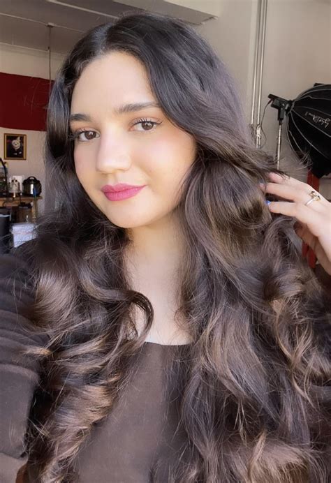 Sheila : r/Reactgirls1