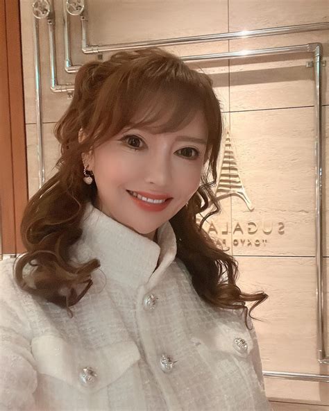 Mika Tanaka | 仲良しグルメ経営者仲間達をお誘いして 大好き 😘 な『スガラボ』へ行ってきましたー♪⭐️⭐️⭐️⭐️⭐️ 中途半端