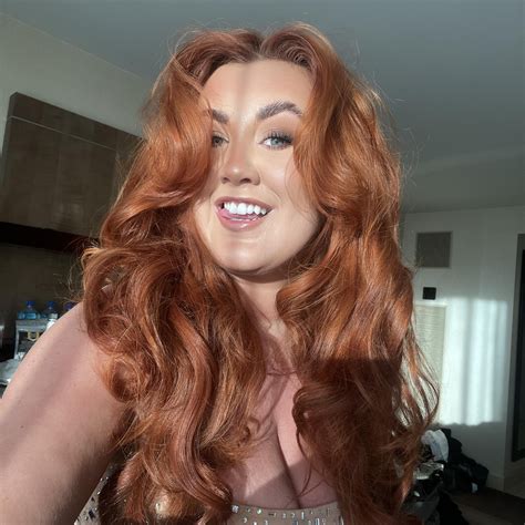 BigBellesMag - Ellie Roe / Raphaella Lily : Photo #charlotteenvrac #