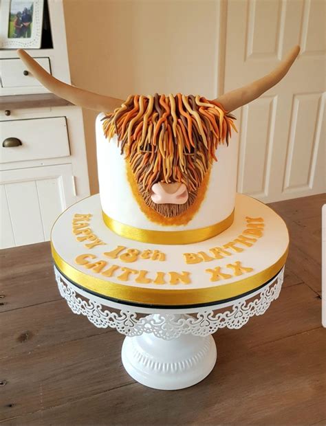 Highland cow cake made by Kim's cake gallery in leamington spa ...