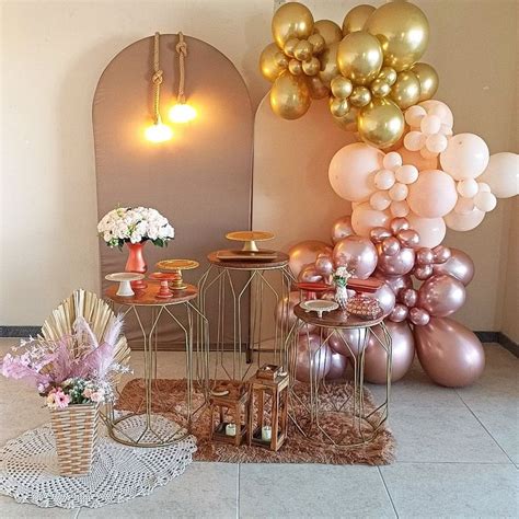 Decoração Rosa Com Dourado - Natalia Mesquita on Instagram: "Decoração rosa e dourado 💗🌸