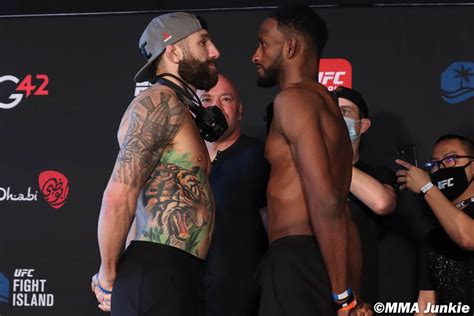 Фото: Взвешивание участников UFC on ESPN 20 | AllBoxing.ru - все ...