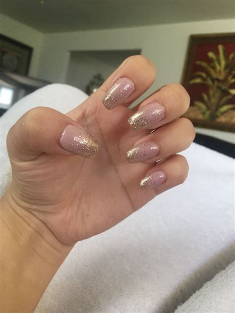 rose gold nail paint 5