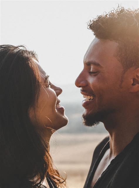 Top Relationship Experts Reveal Their Favorite Flirty Memes For Her Image 4