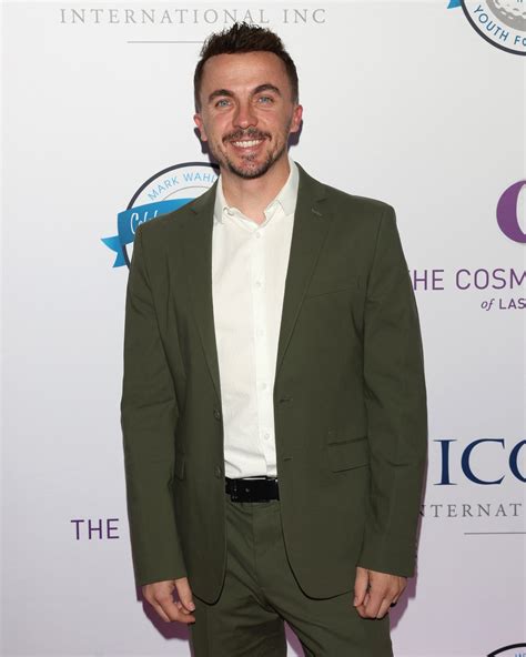 Frankie Muniz opens up about why he never drank alcohol - Good Morning