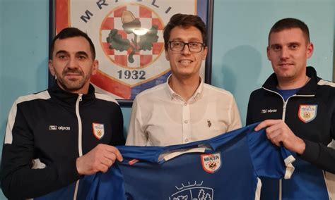 ante rados  mraclinu